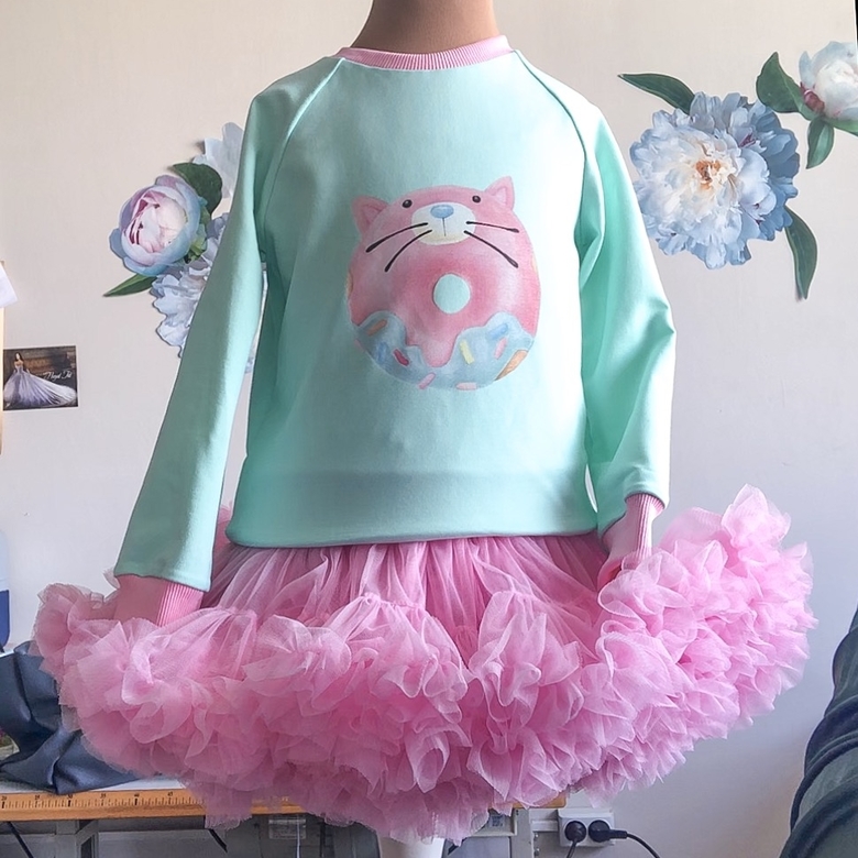 Cвитшот мятный "Пончик"