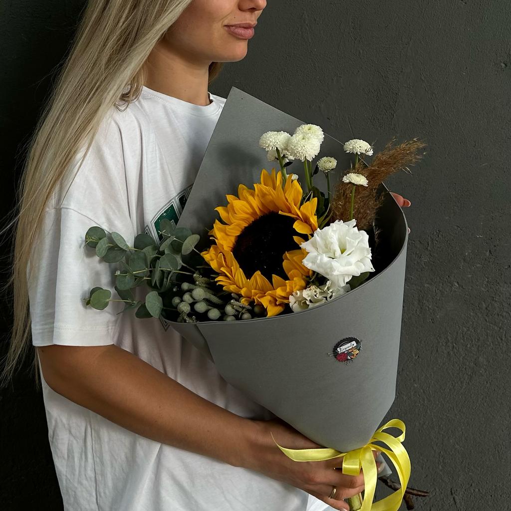 Купить цветы, букет в Липецке. Клумба