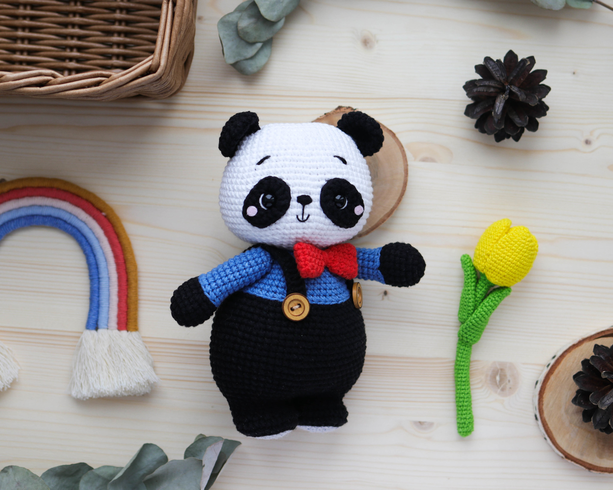 Мастер-класс по вязанию панды крючком