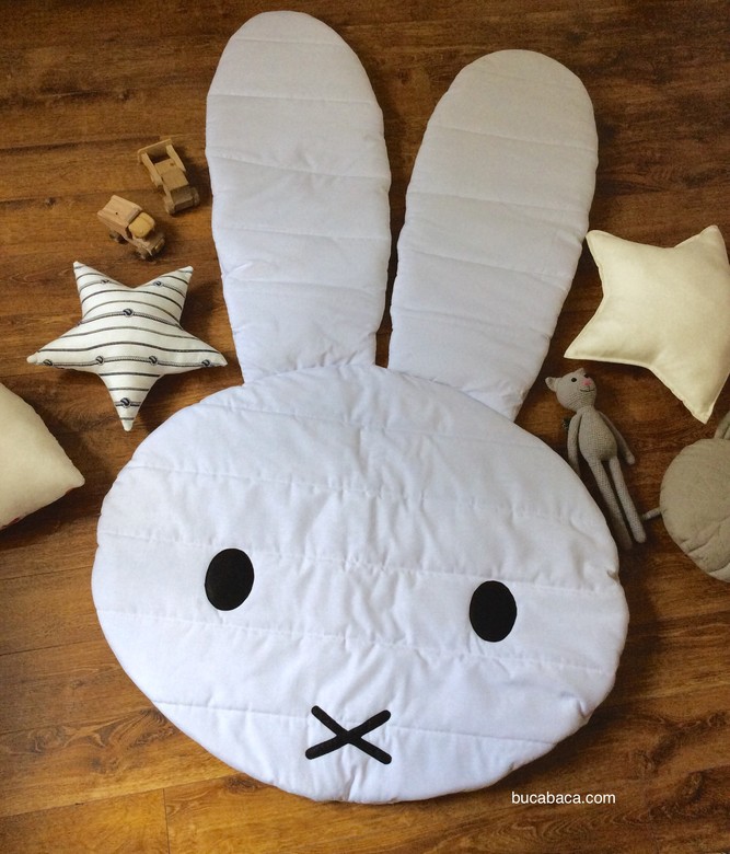 Коврик зайчик