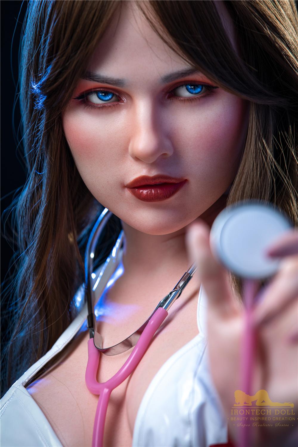 Реалистичная силиконовая / ТПЕ секс кукла  irontech doll 152 см - Hazel