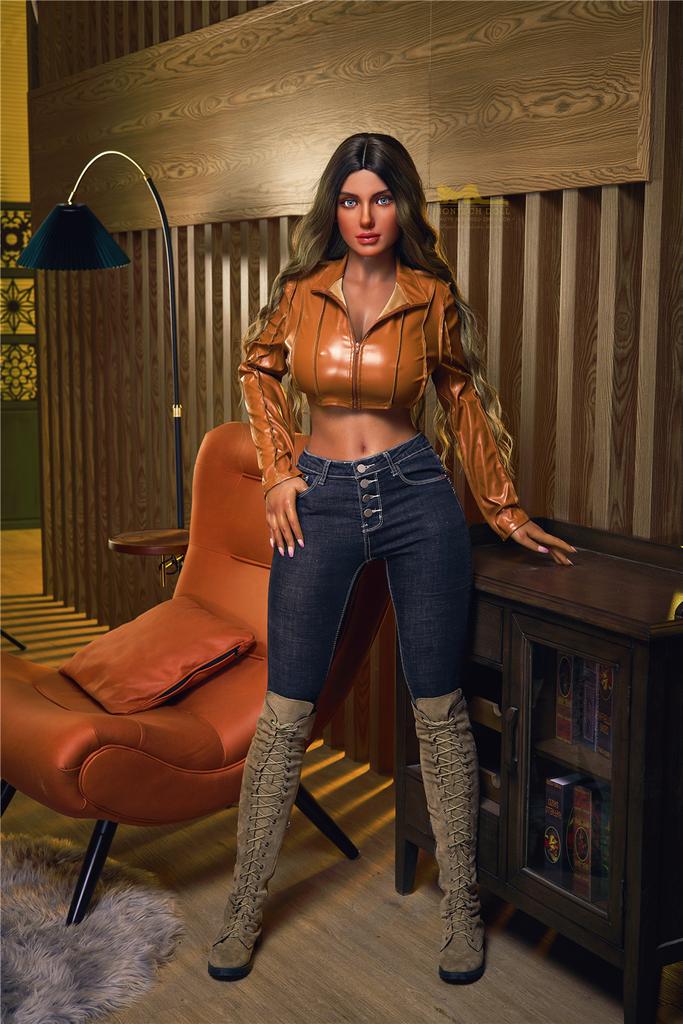 Реалистичная силиконовая / ТПЕ секс кукла  irontech doll 165 см - Luna Dark tanned