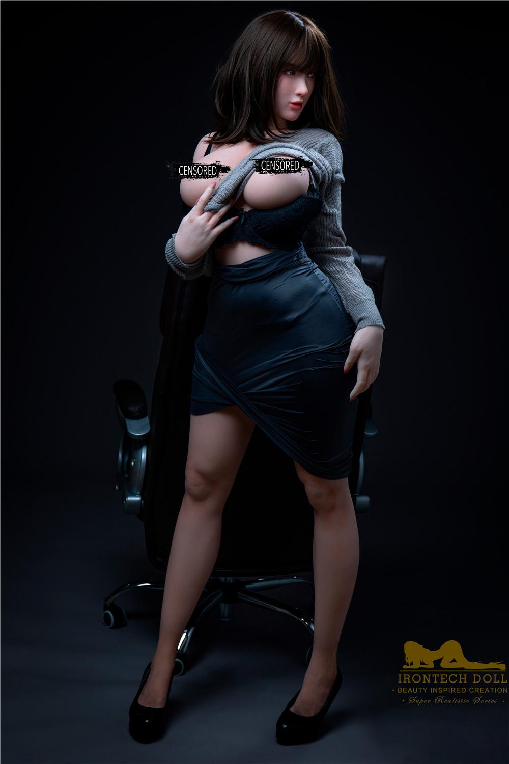Реалистичная силиконовая / ТПЕ секс кукла  irontech doll 165 см - Miya