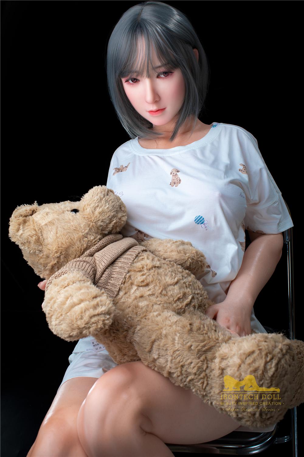 Реалистичная силиконовая / ТПЕ секс кукла  irontech doll 165 см - Candy