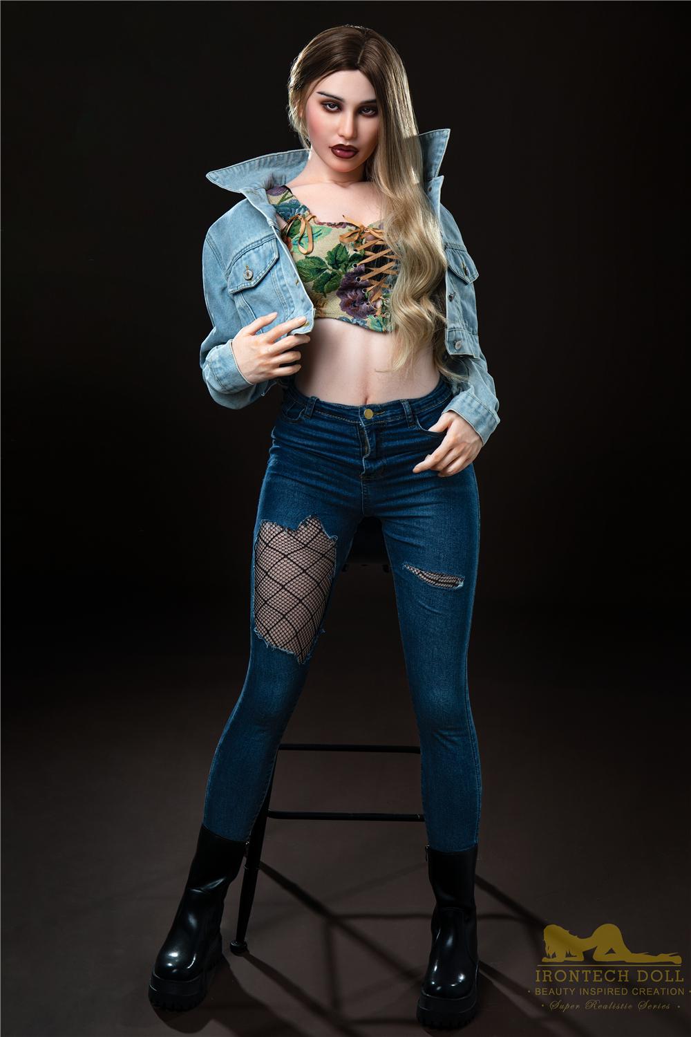 Реалистичная силиконовая / ТПЕ секс кукла  irontech doll 168 см - Pearl