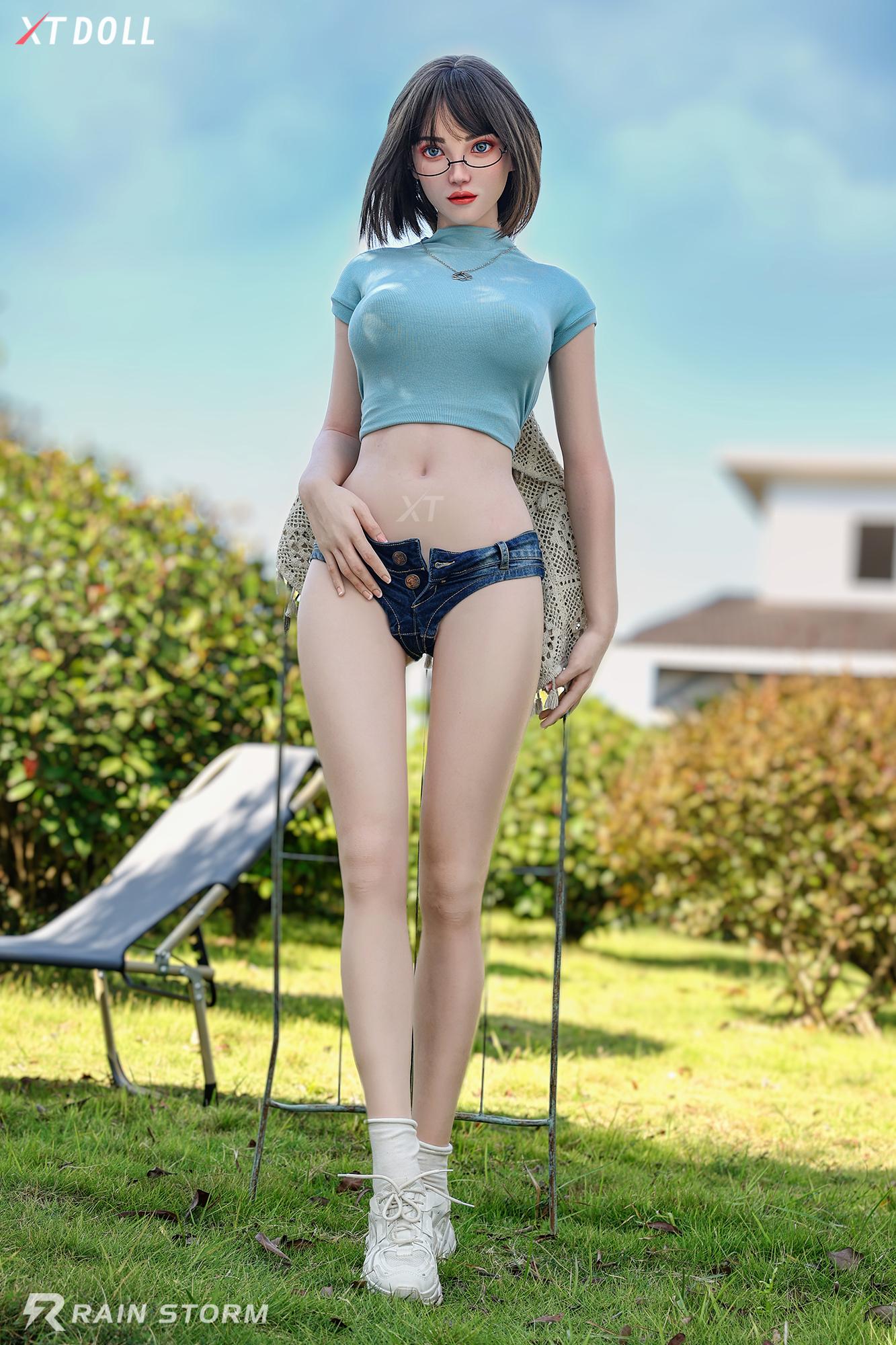 Реалистичная силиконовая / ТПЕ секс кукла  XT doll 163 см - Vienve