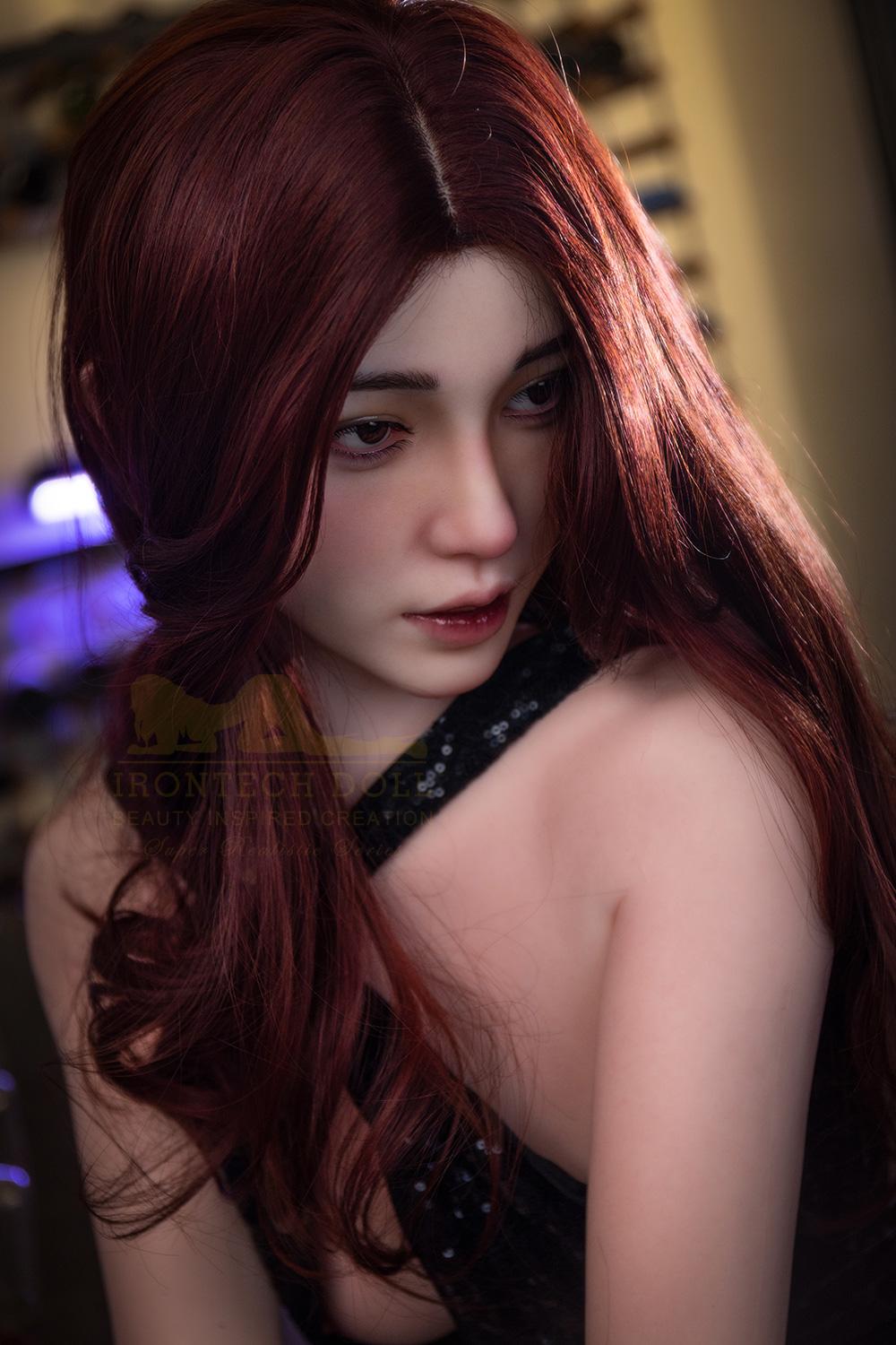 Реалистичная силиконовая / ТПЕ секс кукла  irontech doll 163 см - Lexi
