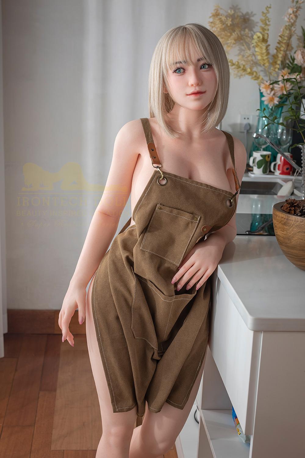 Реалистичная силиконовая / ТПЕ секс кукла  irontech doll 159 см - Sylvia