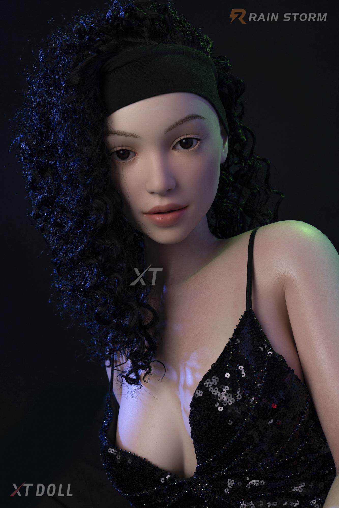 Реалистичная силиконовая / ТПЕ секс кукла  XT doll 164 см - Cynthia