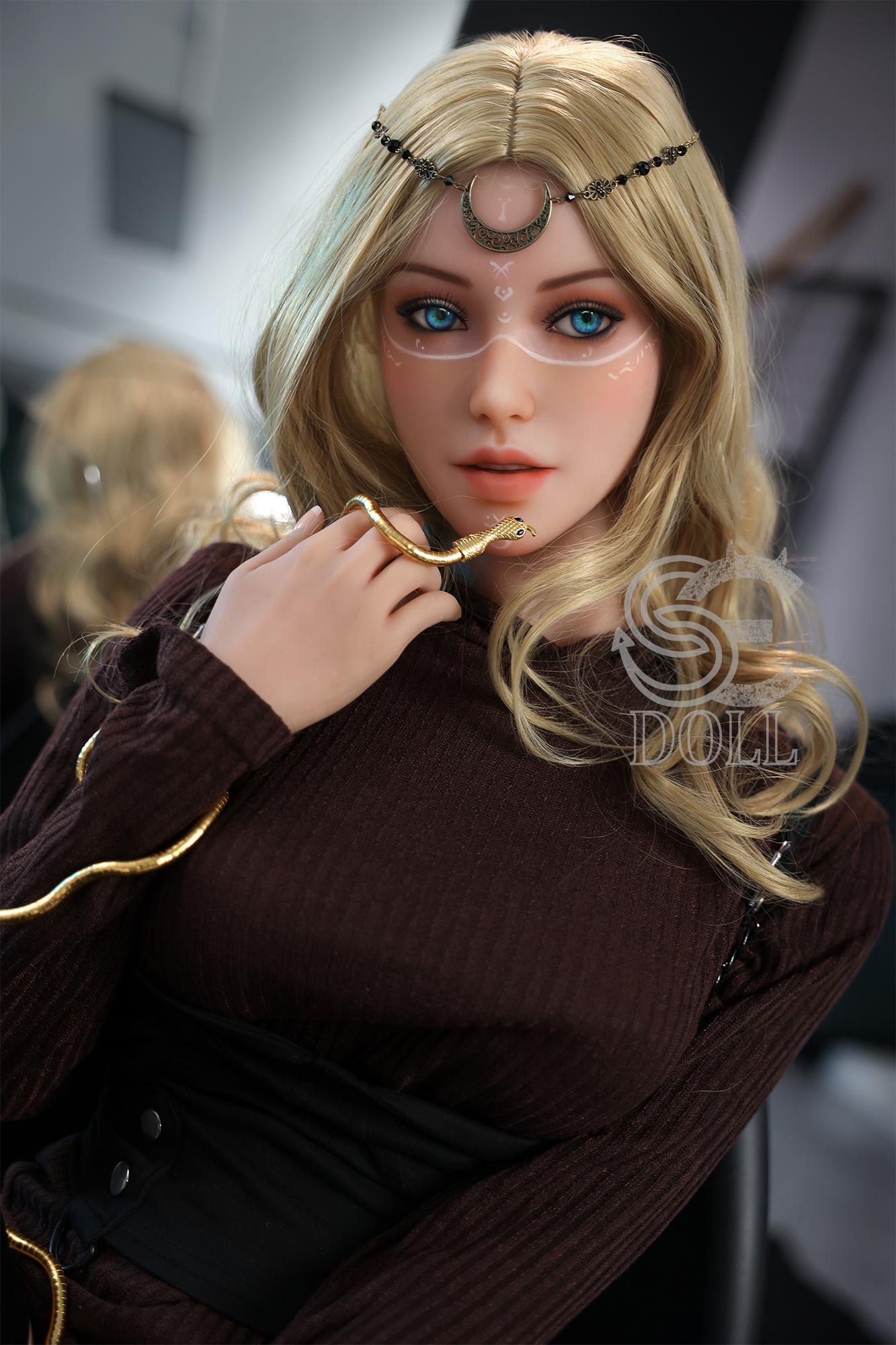 Реалистичная секс кукла SE Doll из ТПЕ 163 см - Vicky B