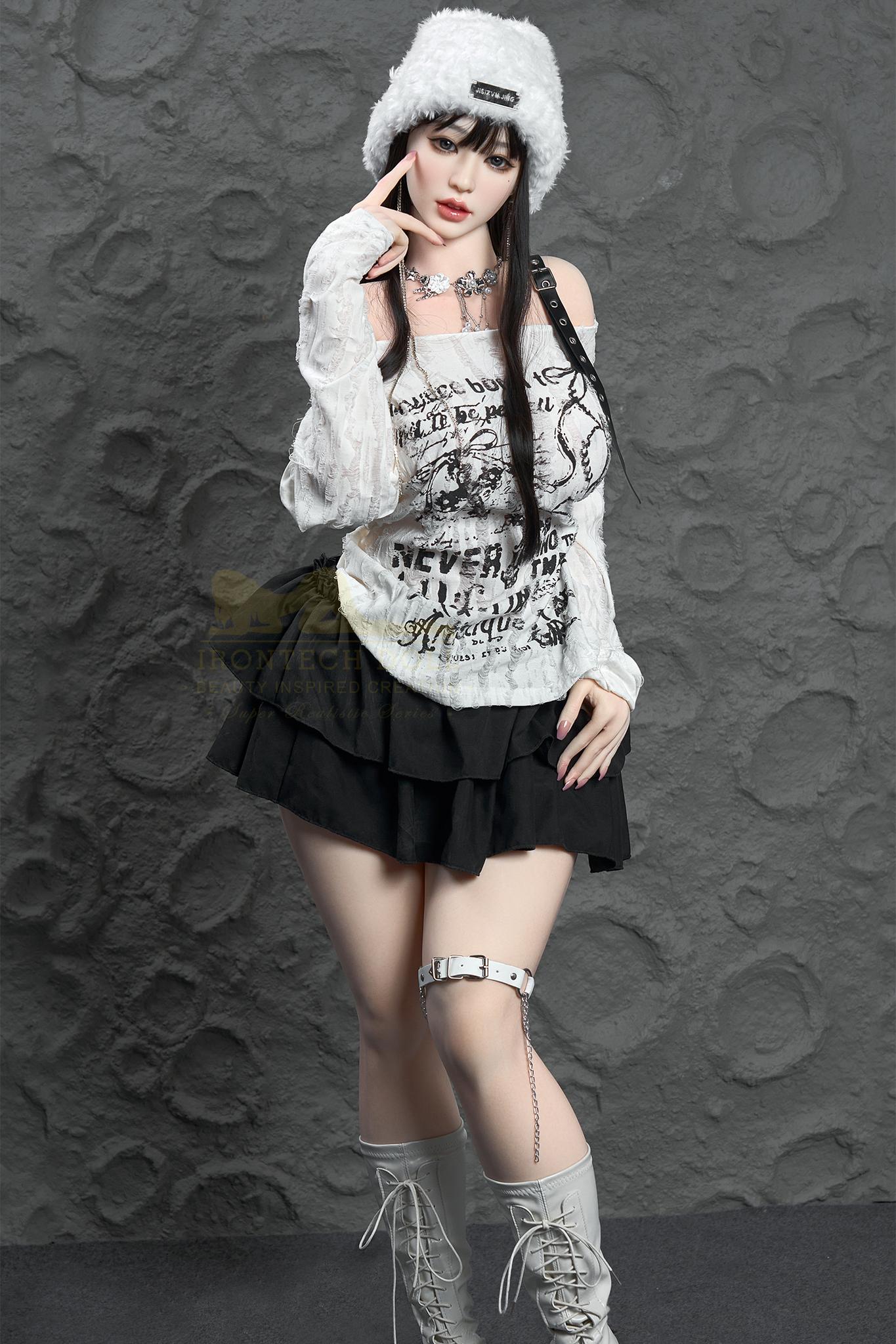 Реалистичная силиконовая / ТПЕ секс кукла  irontech doll 165 см - Yuna