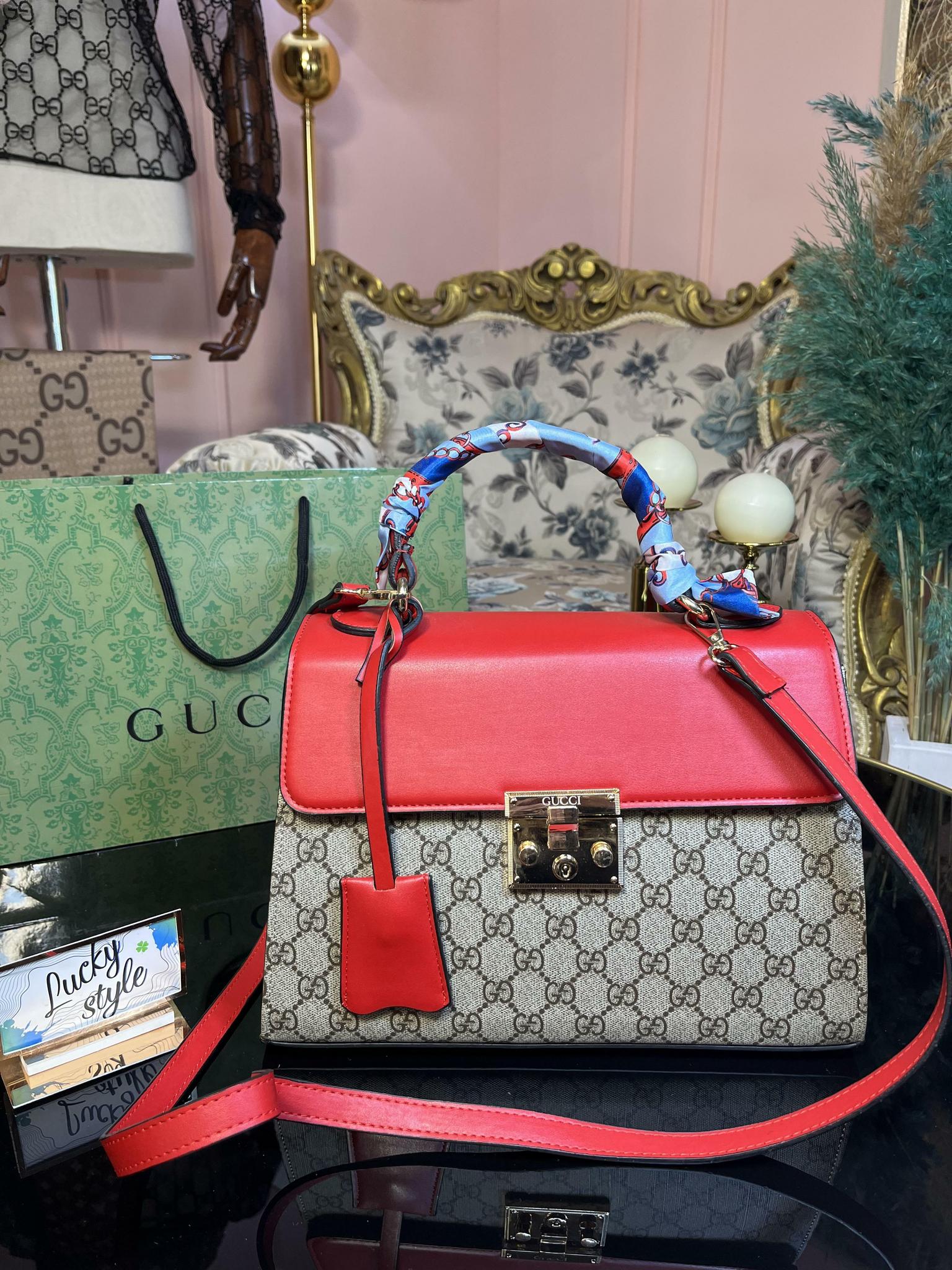 Сумки маленькие > Сумка для женщин Gucci средняя с красной вставкой 2337  купити в інтернет-магазині.