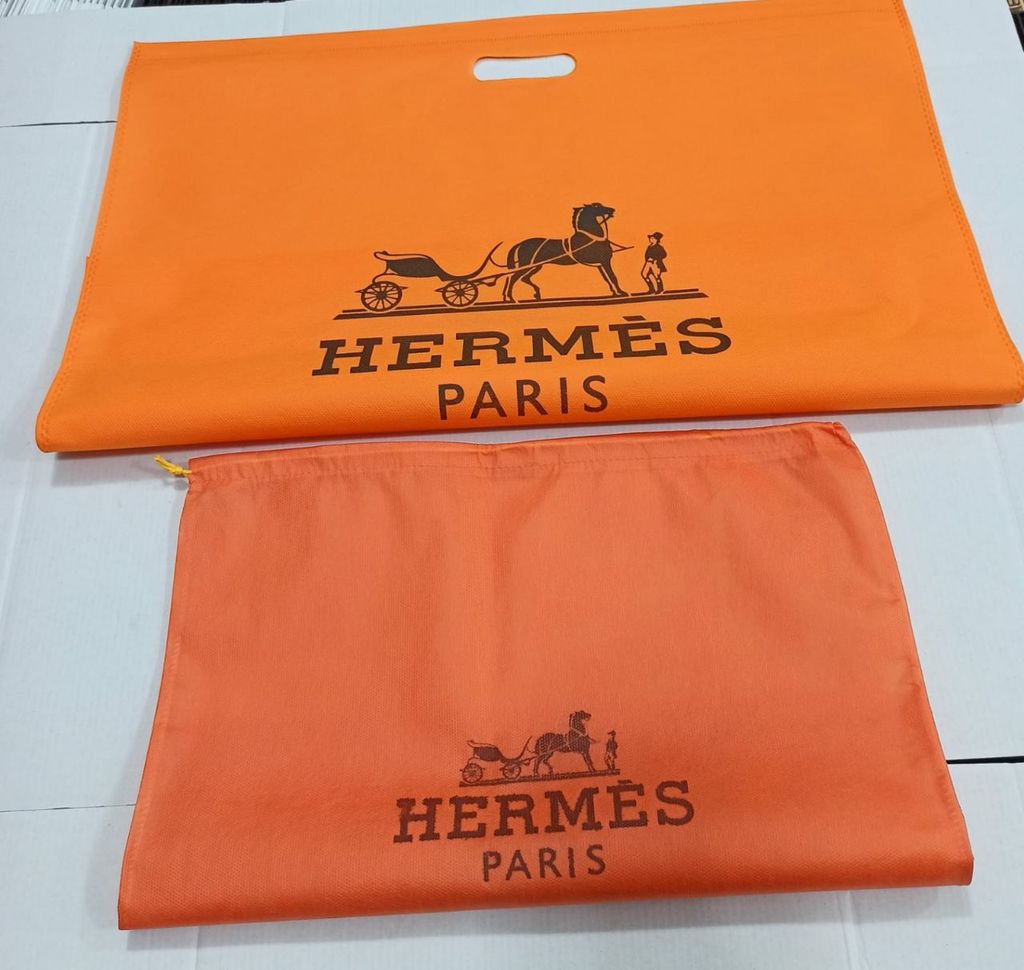 Оранжевый пыльник Hermès 51293