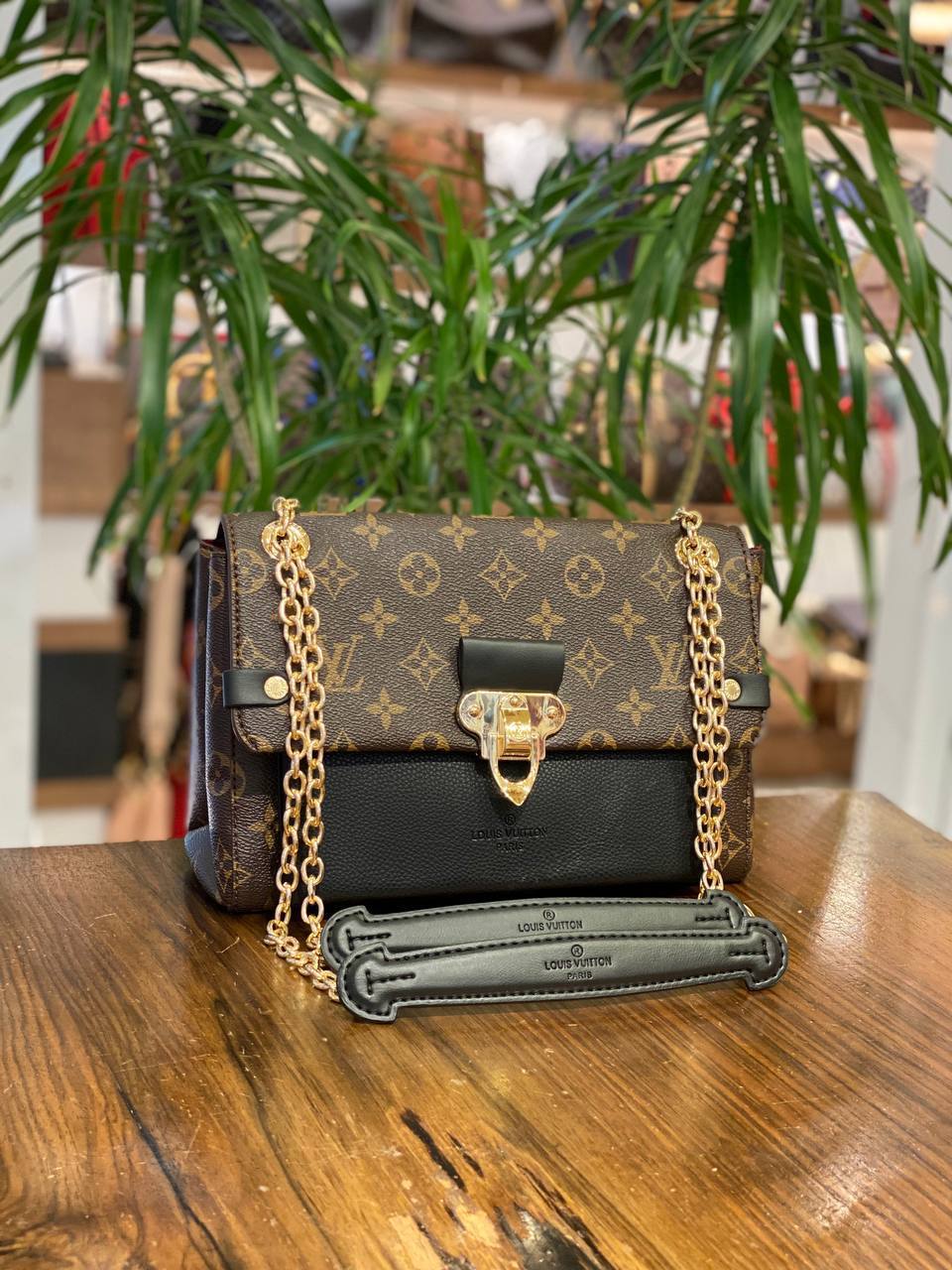 VAVIN Louis Vuitton black monogram classic 6007400