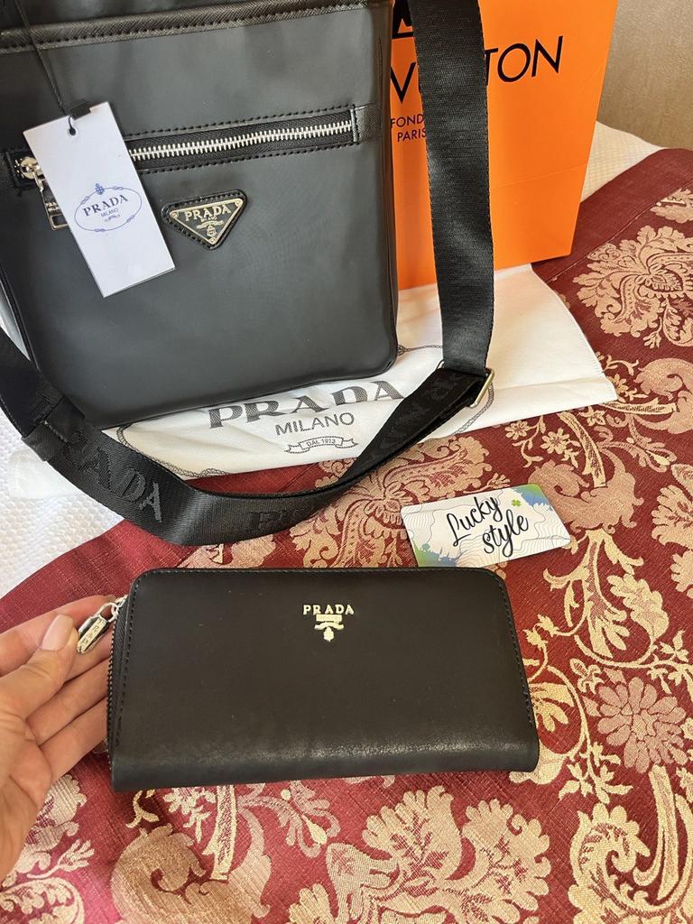 Кошелёк PRADA 262378383