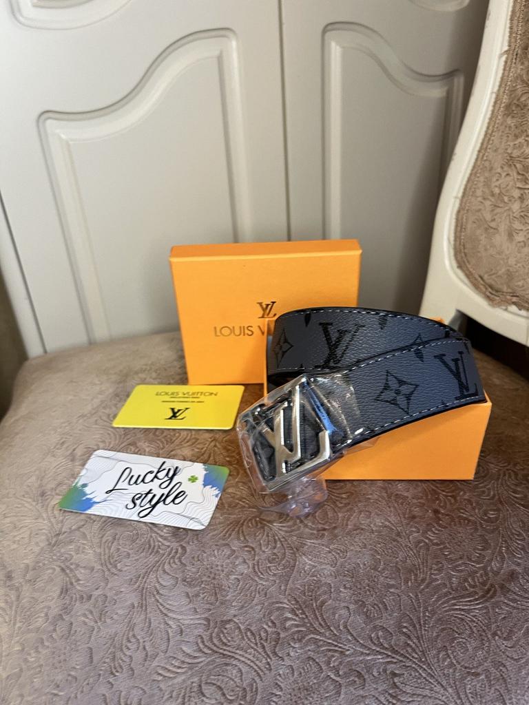 Ремень Louis Vuitton серый монограмм натуральная кожа +бренд коробка с серебряной пряжкой 88827272