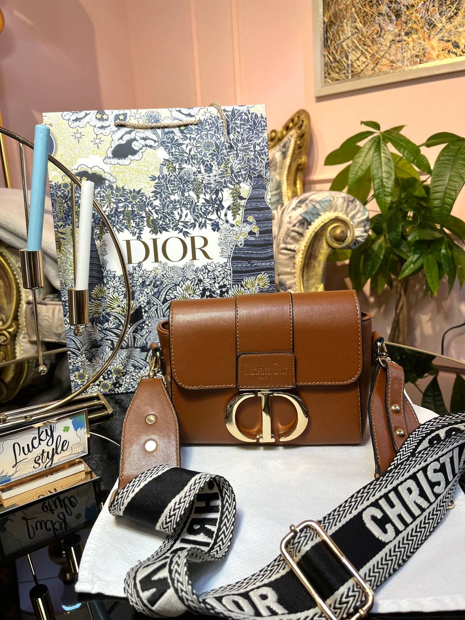 Сумка Dior коричневая Classic 4565353162