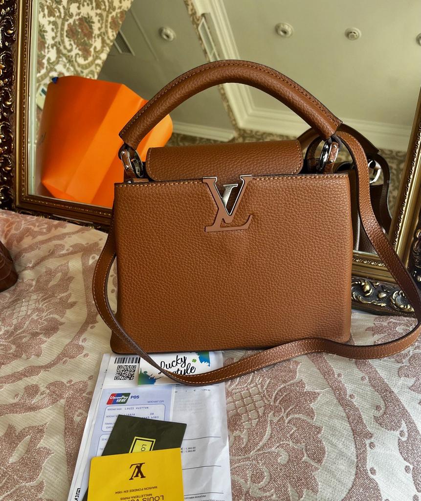 Женская средняя сумка Louis Vuitton Capucines коричневая 6654645