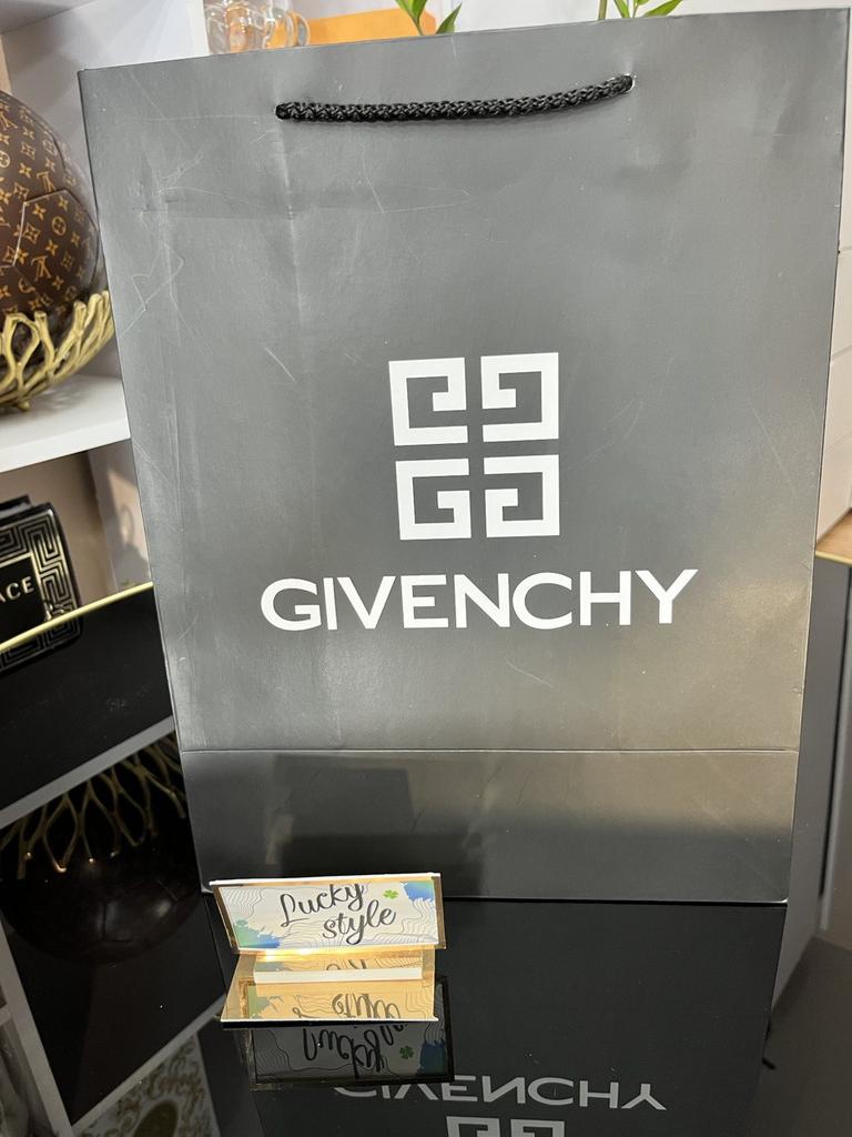 Пакет маленький Givenchy 88656543