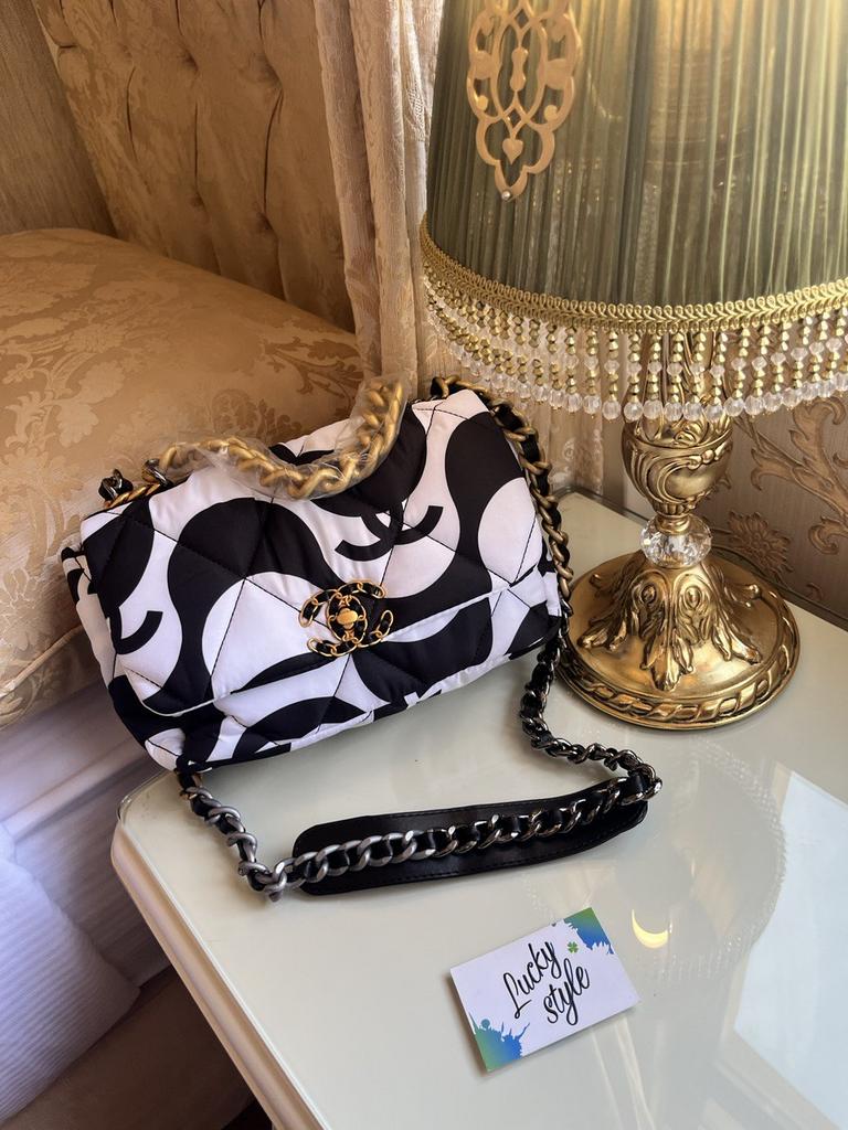 Chanel черно-белая New 776523214