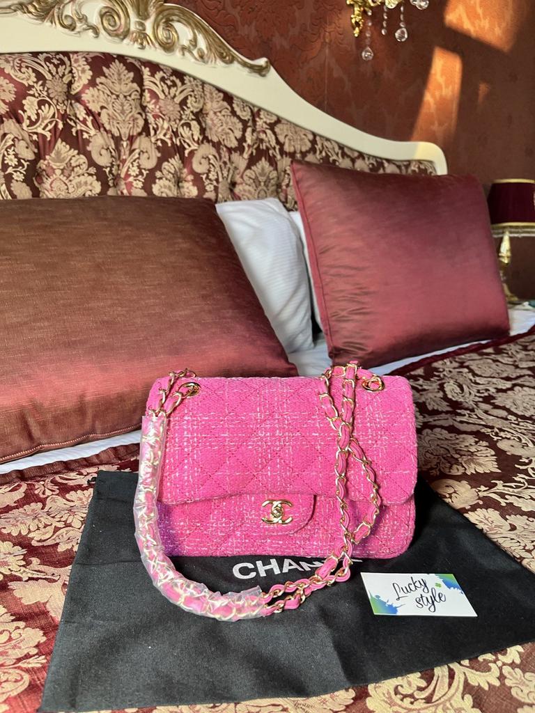 Твидовая розовая сумка Chanel 66123412
