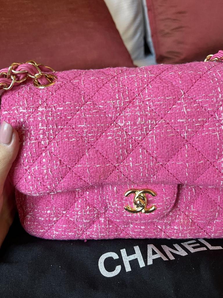 Сумки маленькі > Твидовая розовая сумка Chanel 66123412