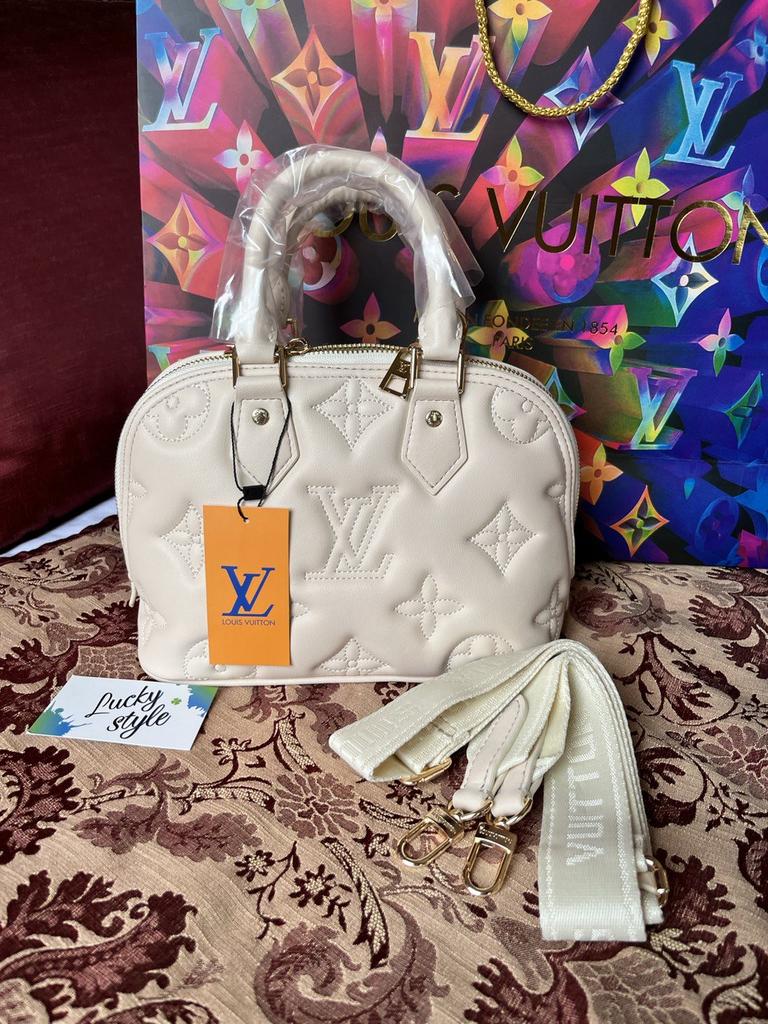 Сумка женская молочная Louis Vuitton - Alma 52145124