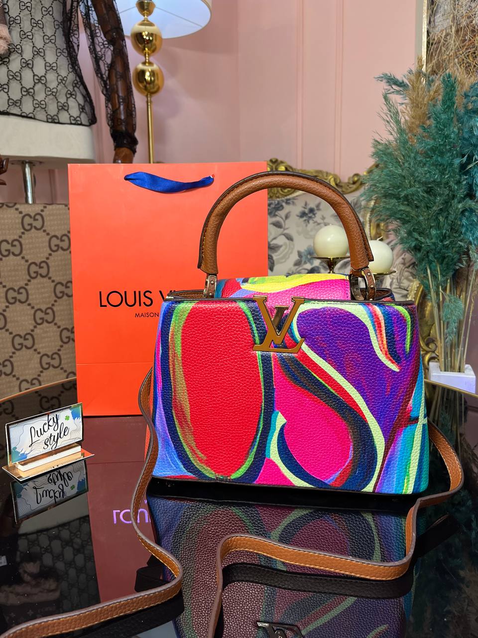 Сумка Louis Vuitton Capucines радужная 54156