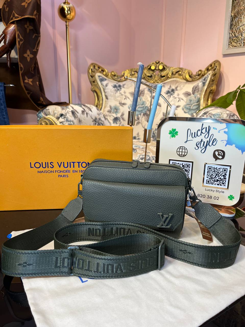 Сумка мессенджер Louis Vuitton 141425