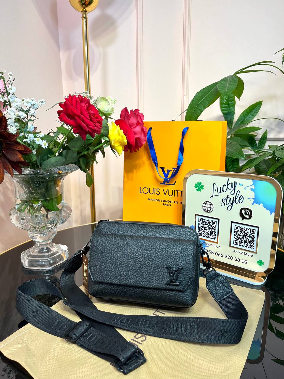 Сумка мессенджер Louis Vuitton чёрная 96001