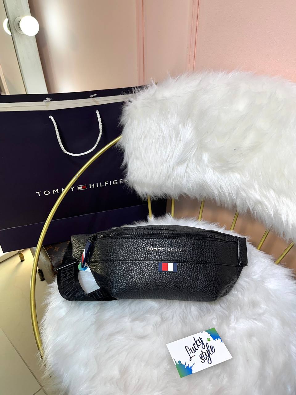 Бананка Tommy Hilfiger черная 96003