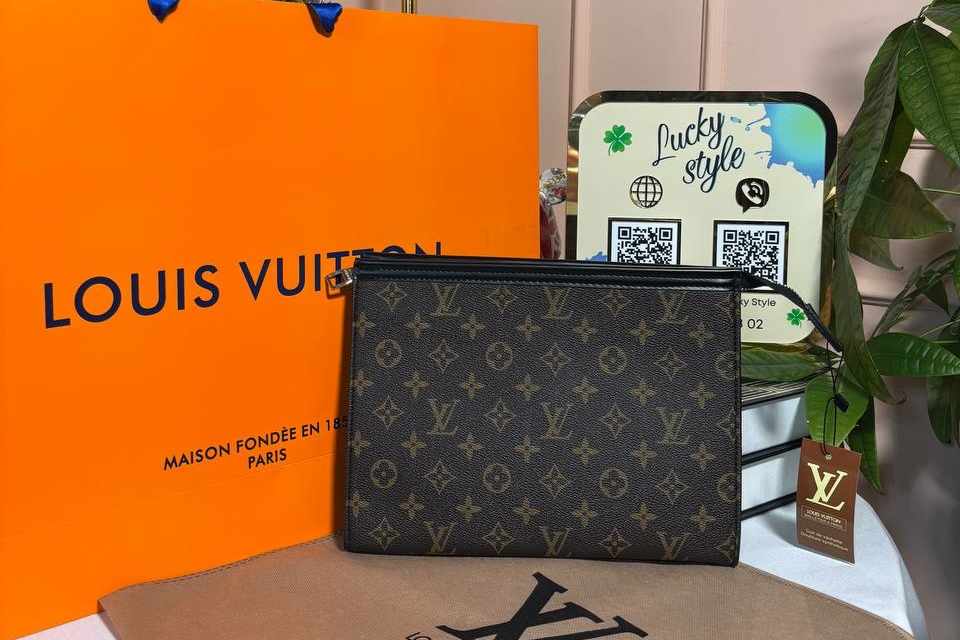 Барсетка-косметичка Louis Vuitton Clutch Man коричневый монограм 96098