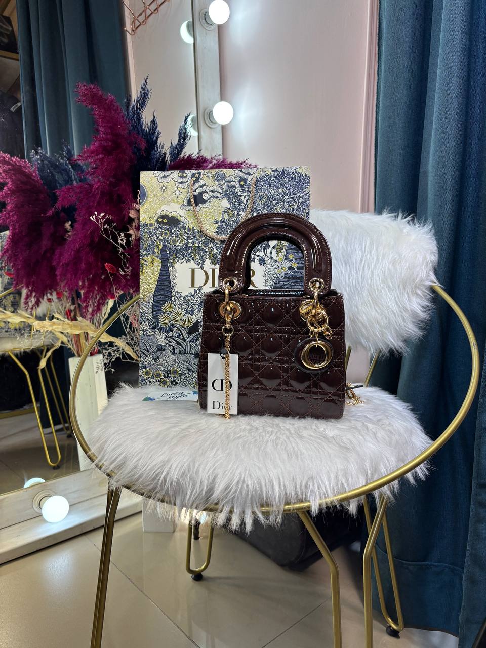 Сумка Dior Lady mini коричневая под лак 96105