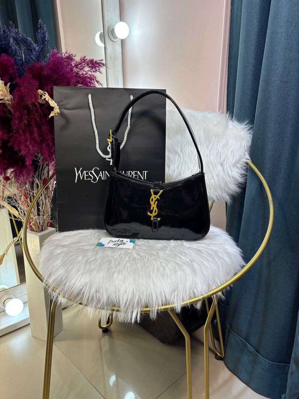 Сумка YSL hobo черная под лак с золотой фурнитурой 96124