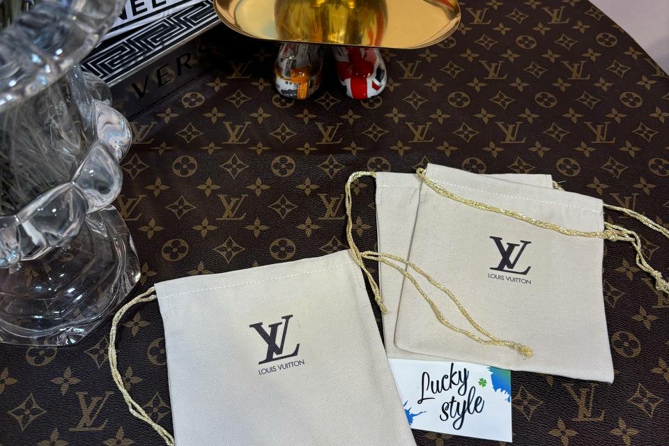 Пыльник Louis Vuitton премиум мини M 96366