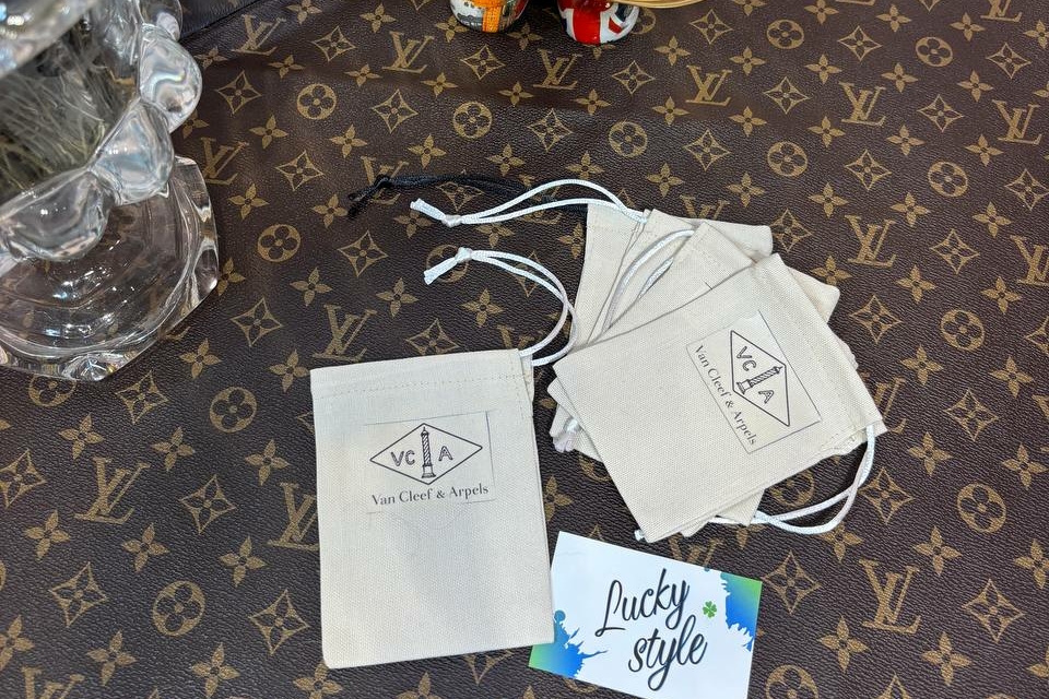 Пыльник Van Cleef & Arpels премиум мини S 96371