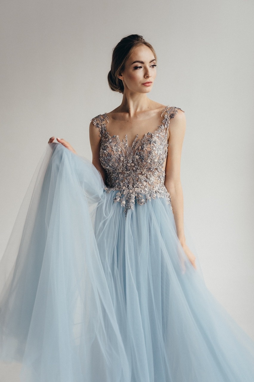NEW COLLECTION > Вечернее платье ONLIE в чёрном атласе купить в ...