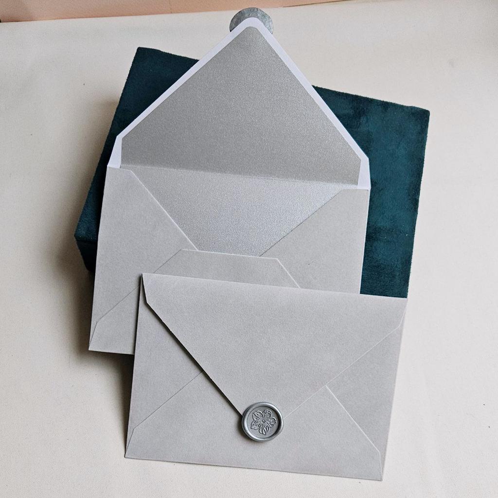 Конверт бархатний СІРИЙ