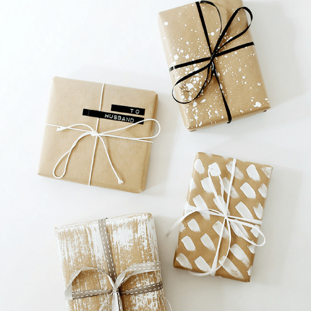 Набор подарочной бумаги. Красивая упаковка. Подарки и упаковка. Красивая упаковка подарков. Бумага для упаковки подарков.