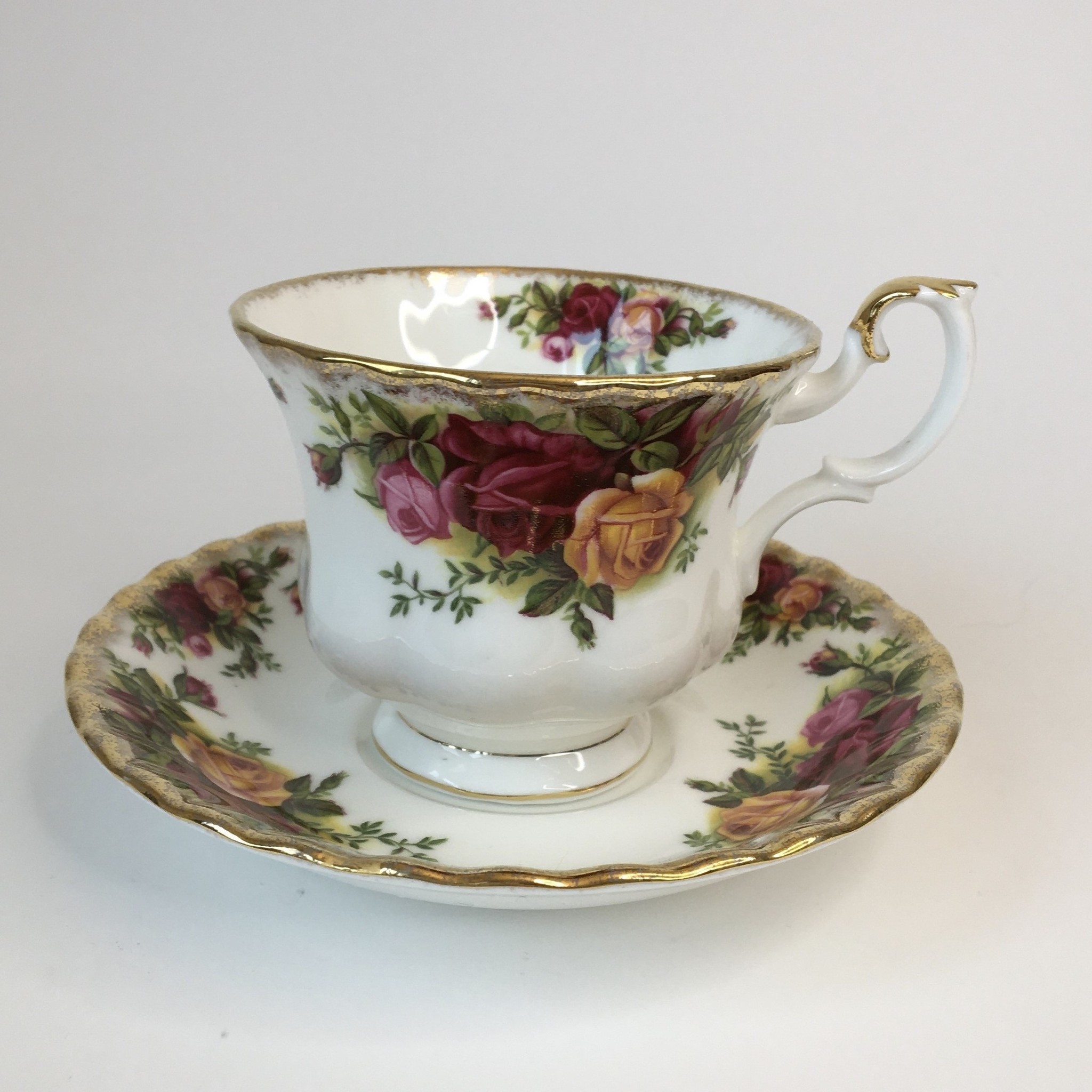 Костный фарфор. Royal Albert фарфор. Felix Import костяной фарфор 1998.