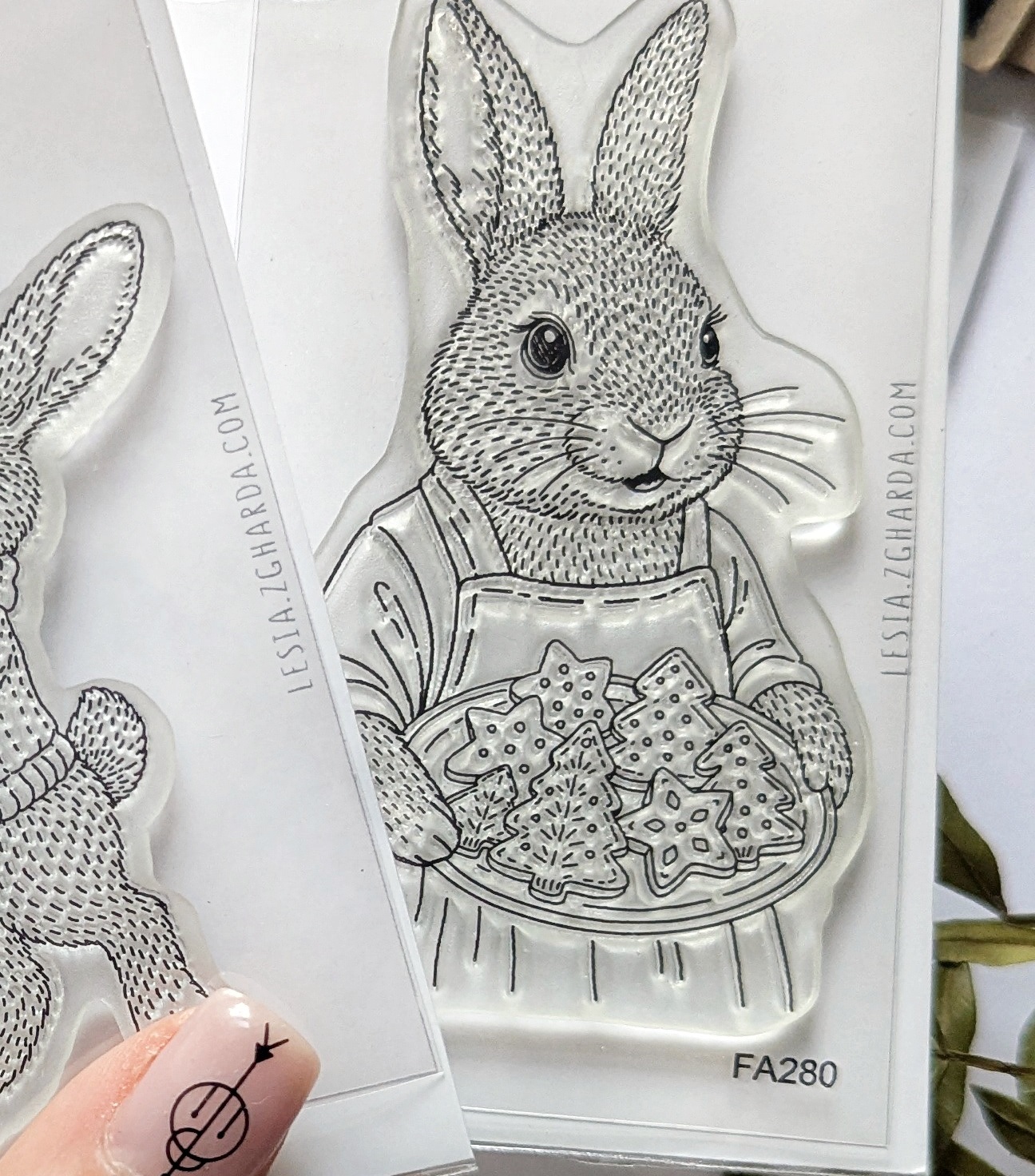 {FA280} Stamp "Mama Bunny with Christmas Cookies"