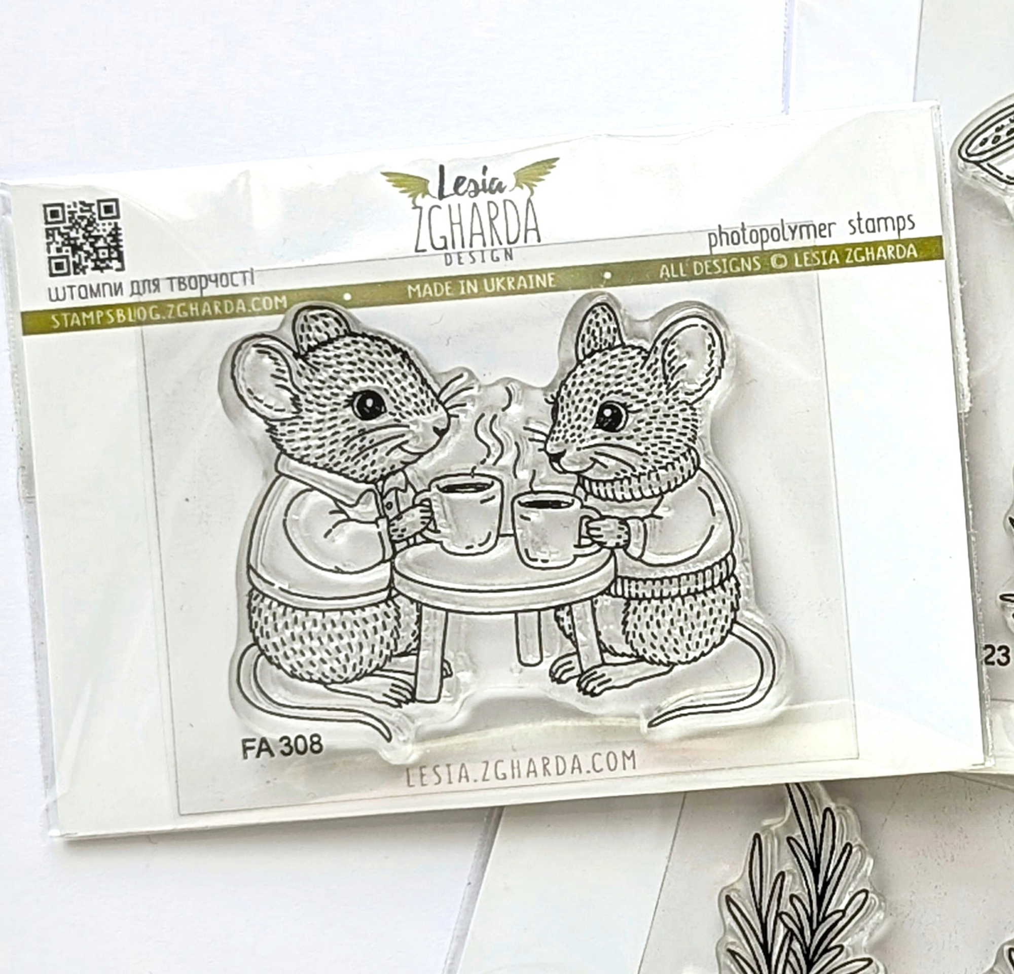 {FA308} Stamp “Cozy Tea Time for Two Mice”