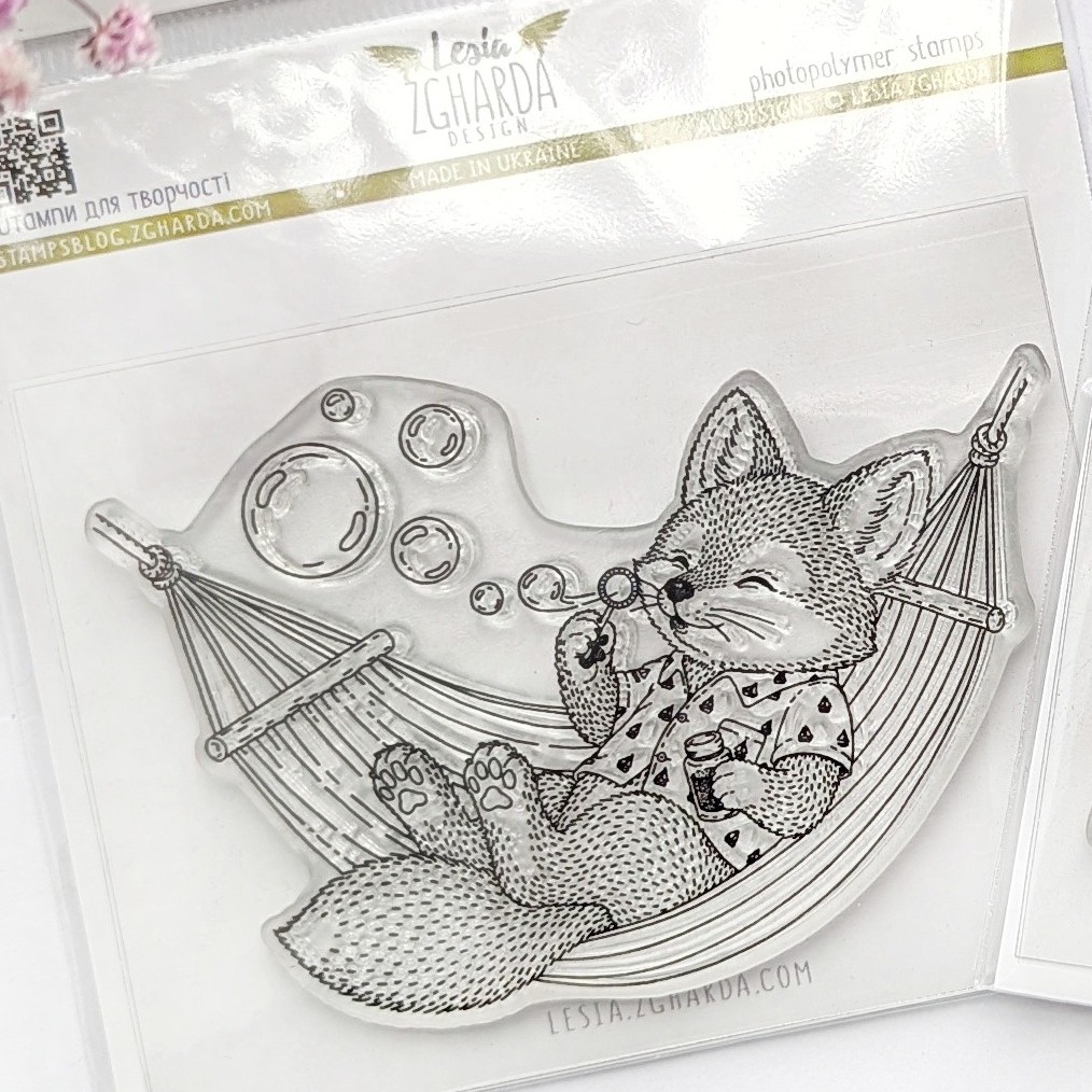{FA324} Stamp "Fox Kit on a Hammock Blowing Bubbles"