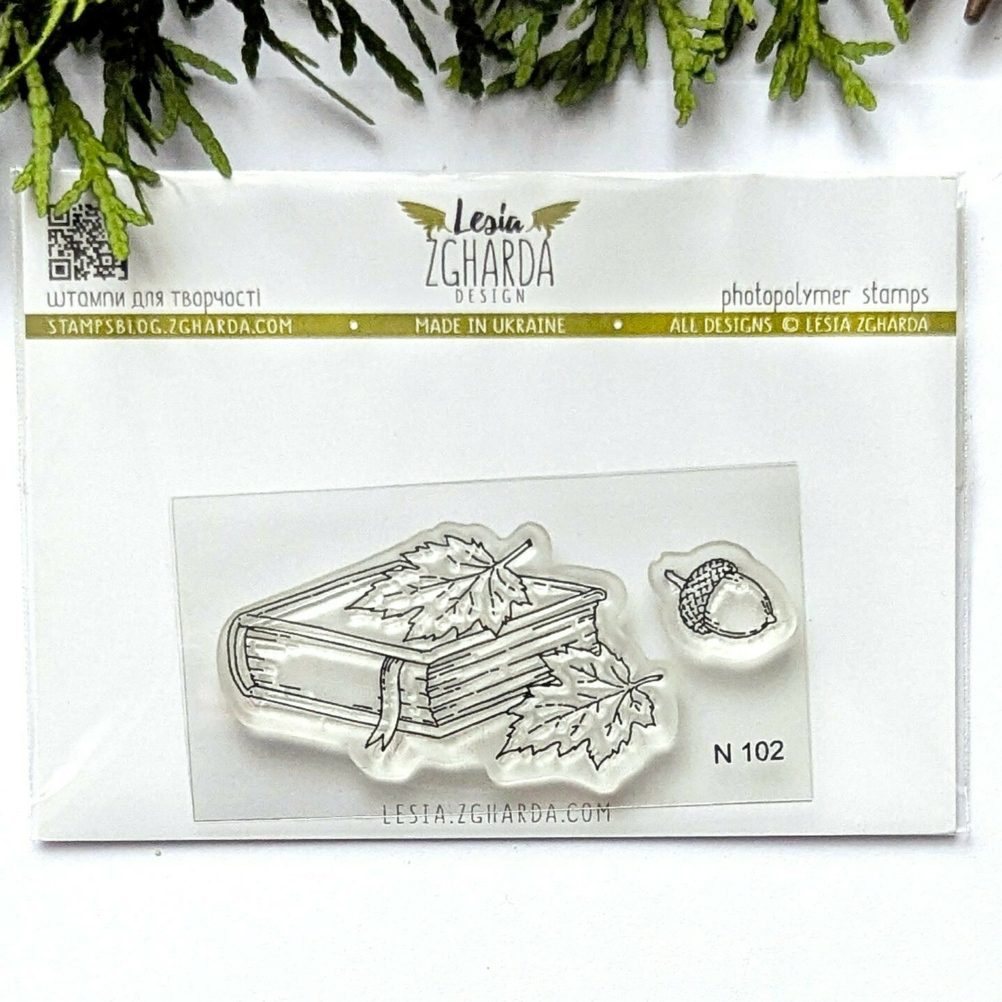 {N102} Stamp Set “Autumn Book with an Acorn”