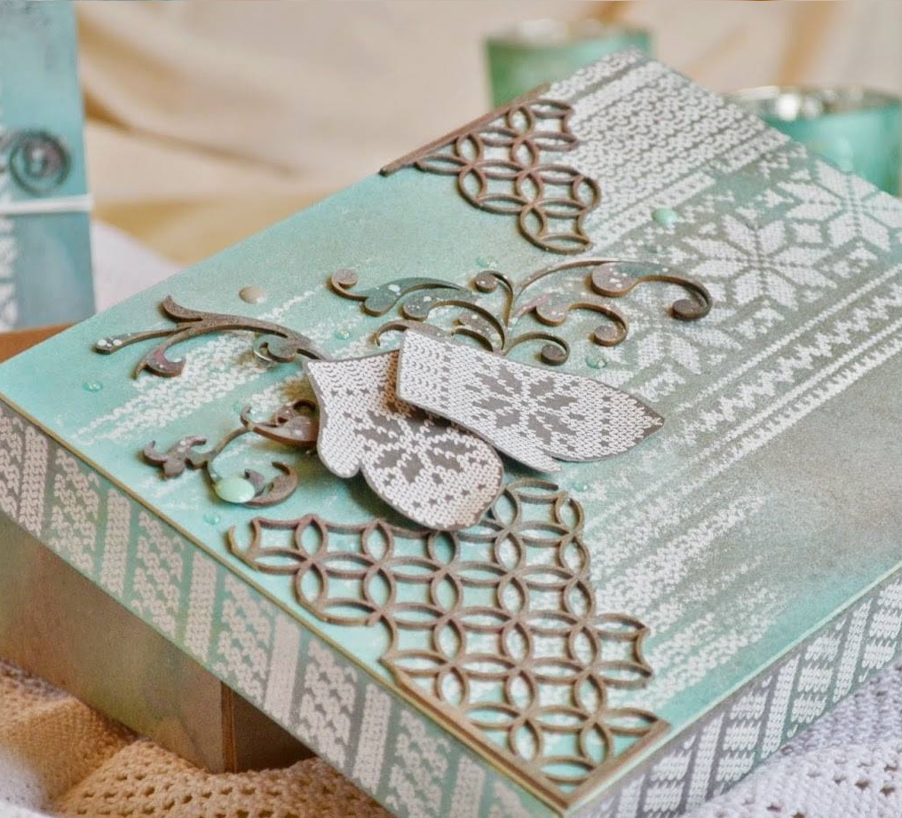 {F110} Stamp "knitted tracery"