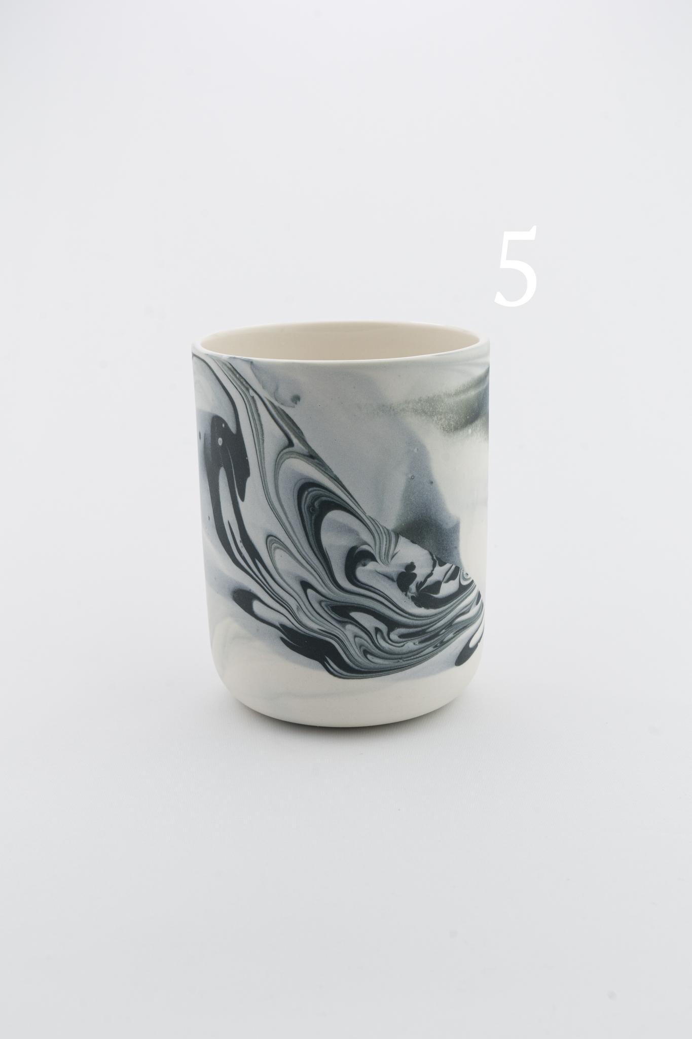 Marbling cup Black