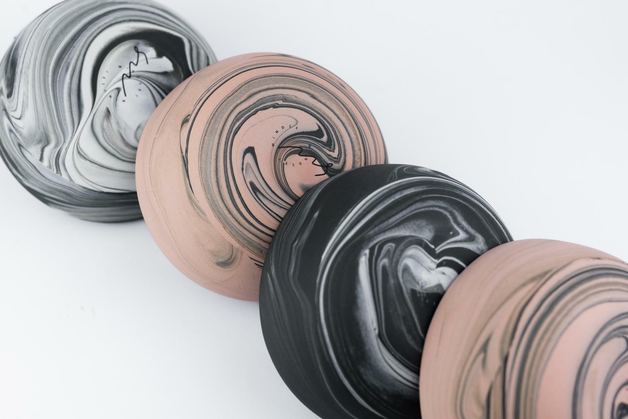 Monochrome collection Bowls