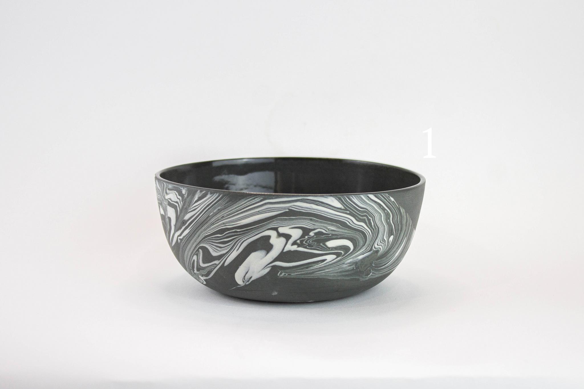 Monochrome collection Bowls