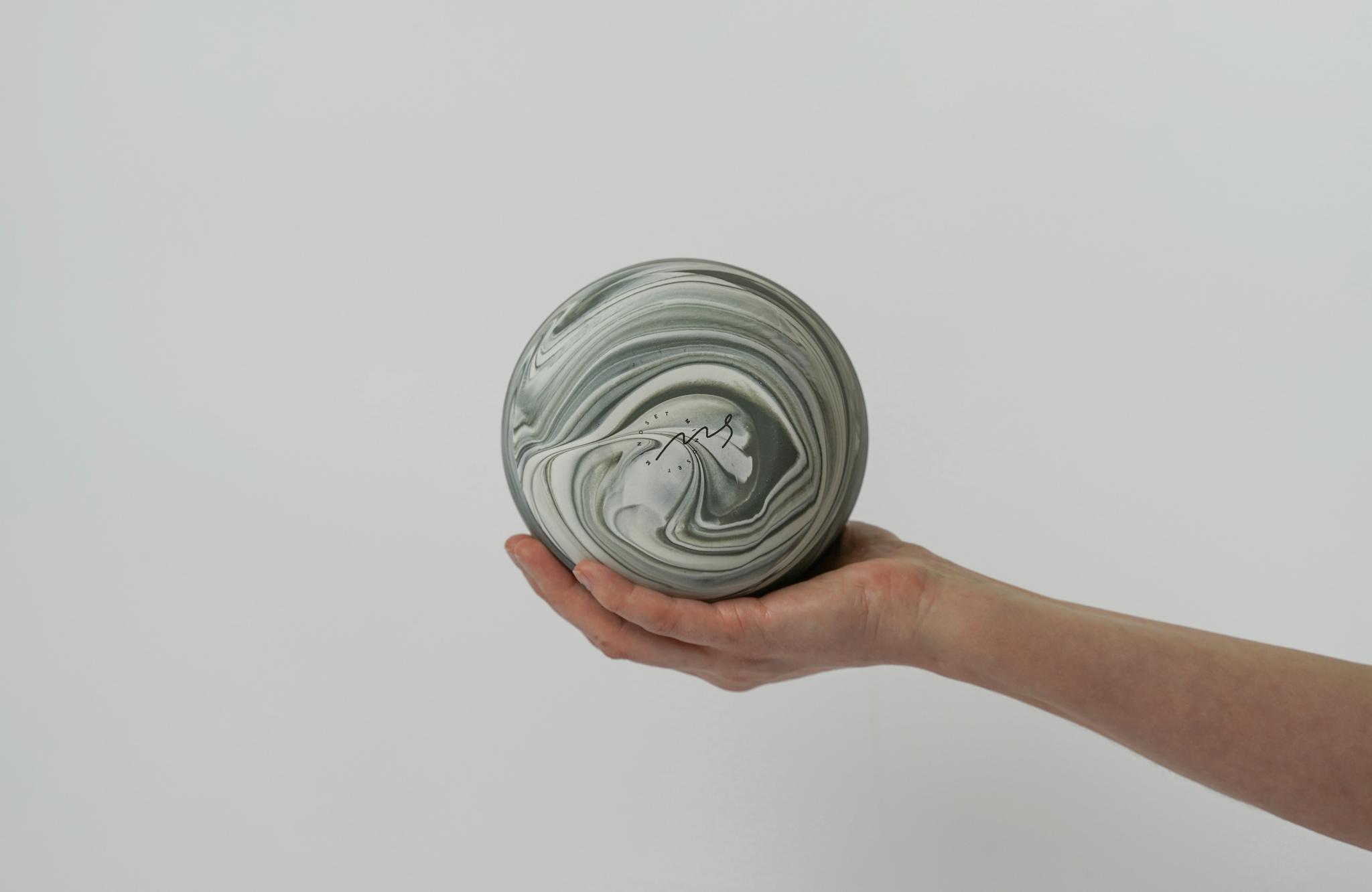 Monochrome collection Bowls