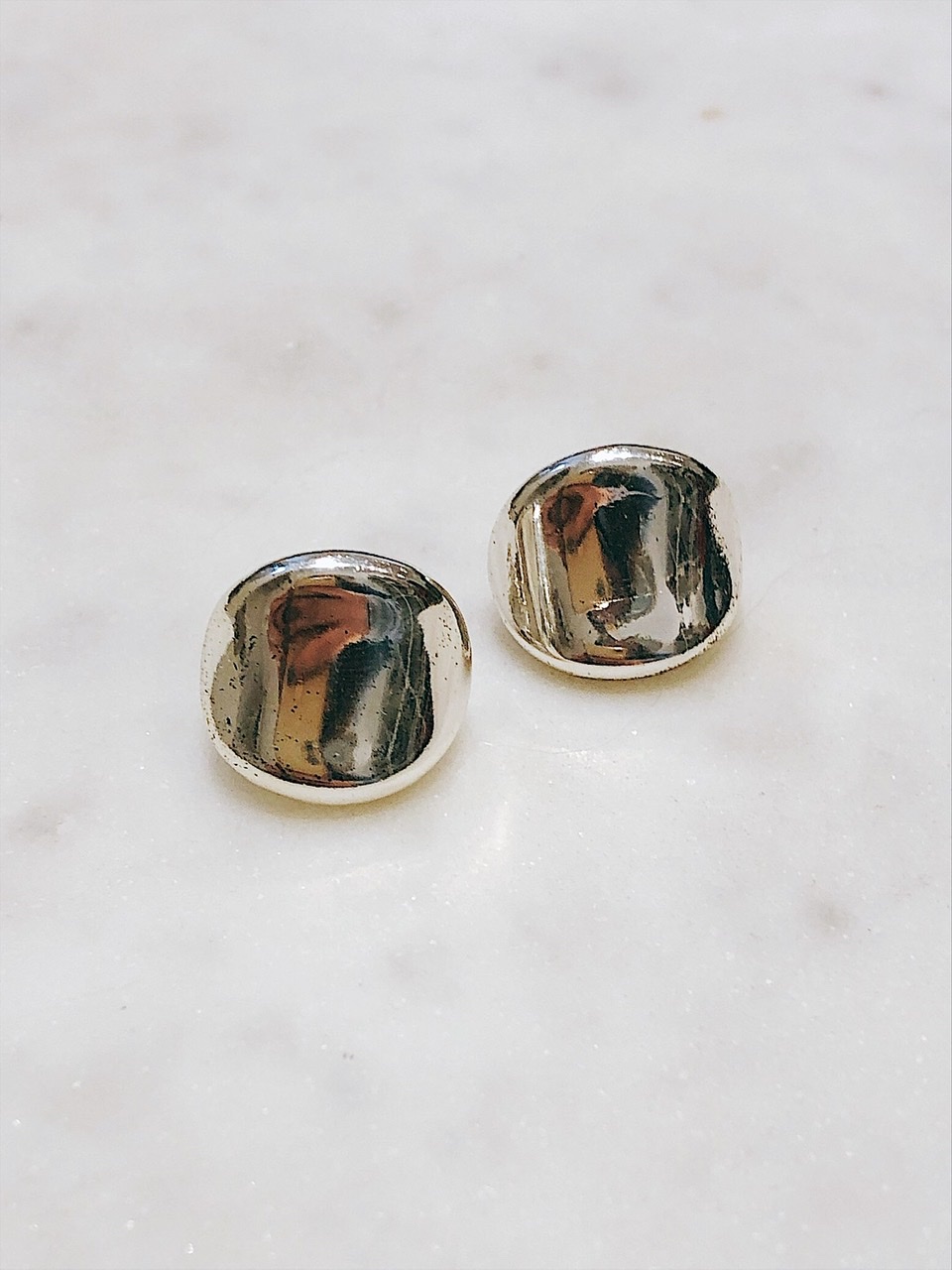 Серебристые клипсы